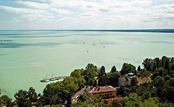 Korszerűbb lesz a Balaton levezető rendszere