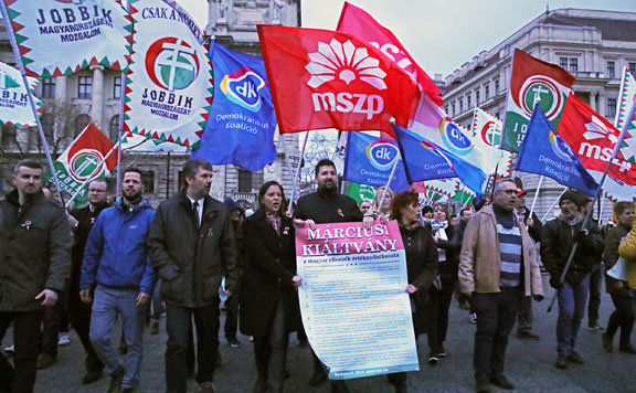A kormányellenes erők egyre több helyen esnek össze