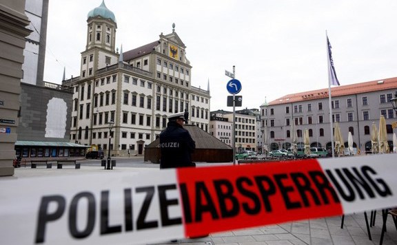 Forrás: mh Augsburg bomba rendőrség német